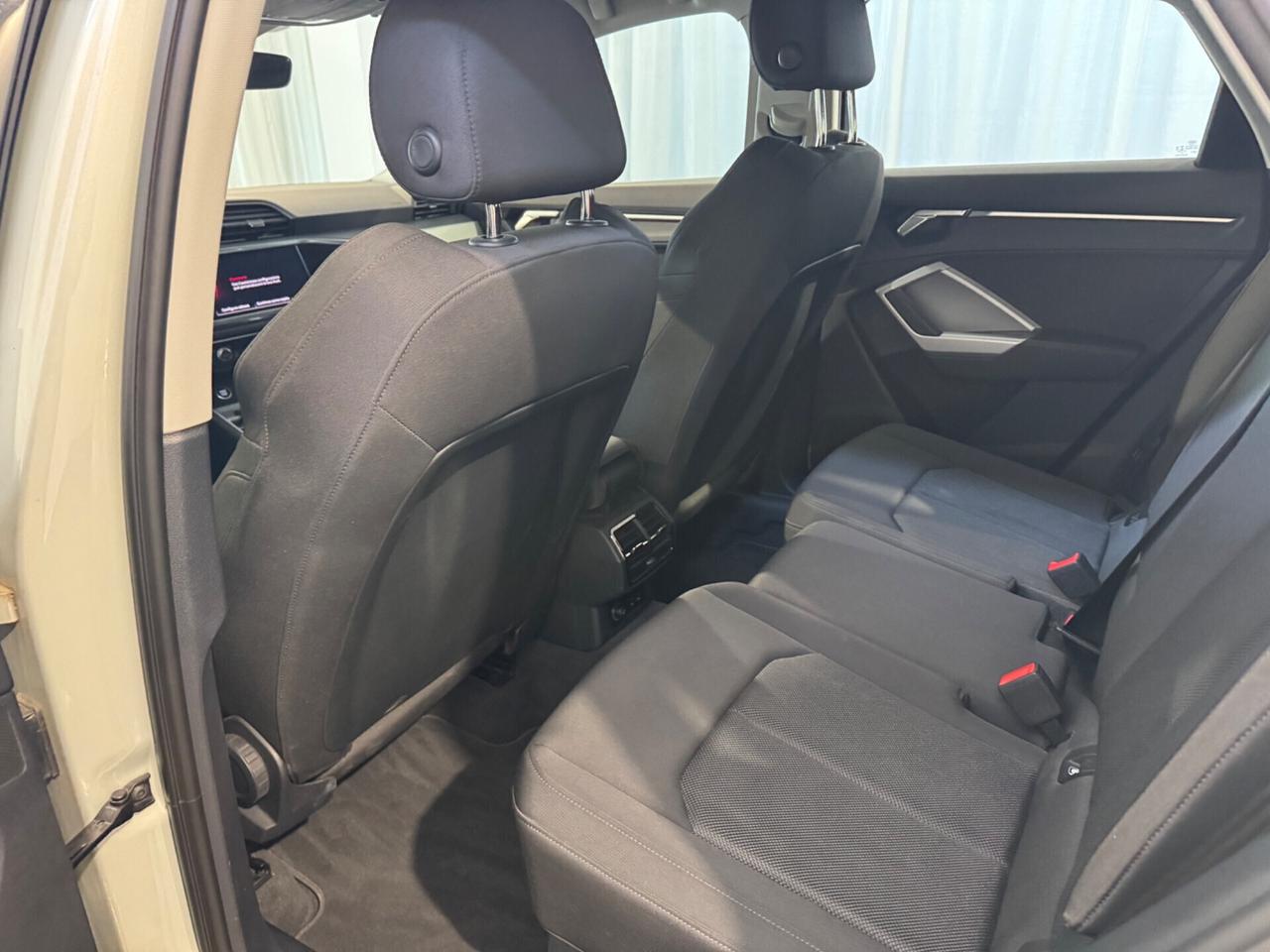 Audi Q3 Sportback 35 TDI S tronic Business Plus