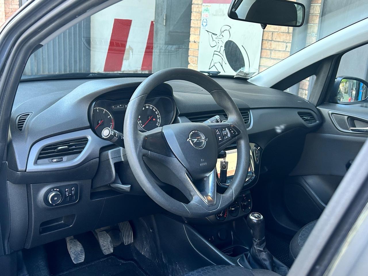Opel Corsa 1.2 5 porte