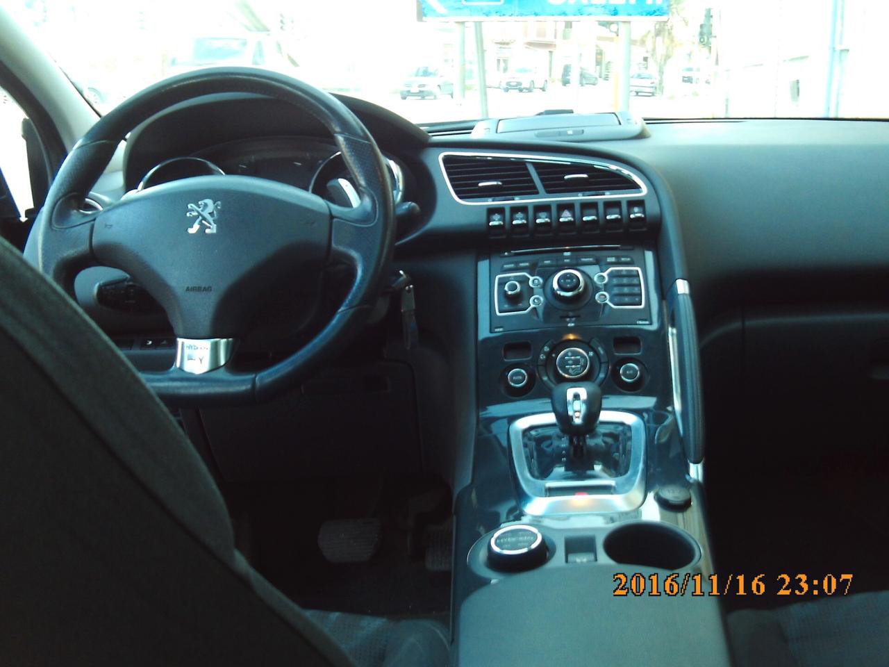 Peugeot 3008 HYbrid4 91g