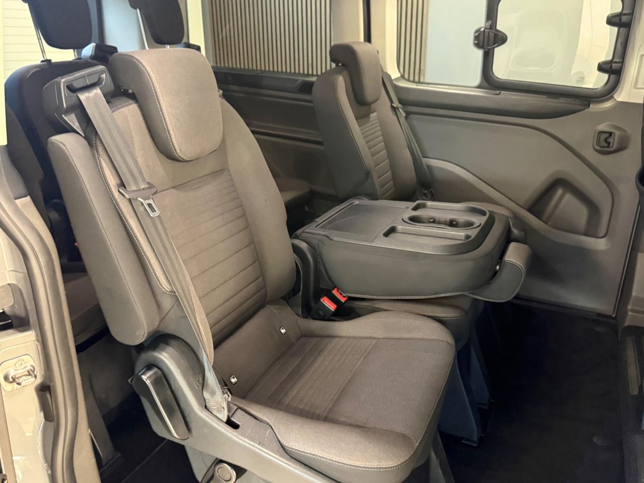 Ford Tourneo Custom 9 posti 150CV MHEV PC Titanium