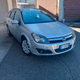 Opel Astra 1.9 CDTI 120CV Station Wagon Enjoy