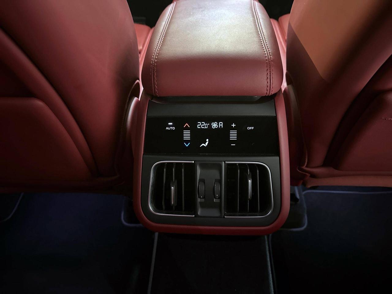 Maserati Grecale 3.0 V6 Trofeo 530cv