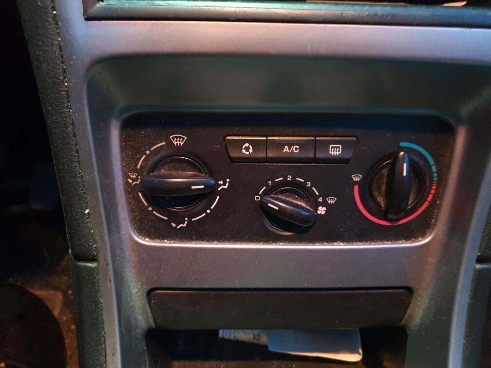 Peugeot 307 1.6 16V HDi 90CV SW