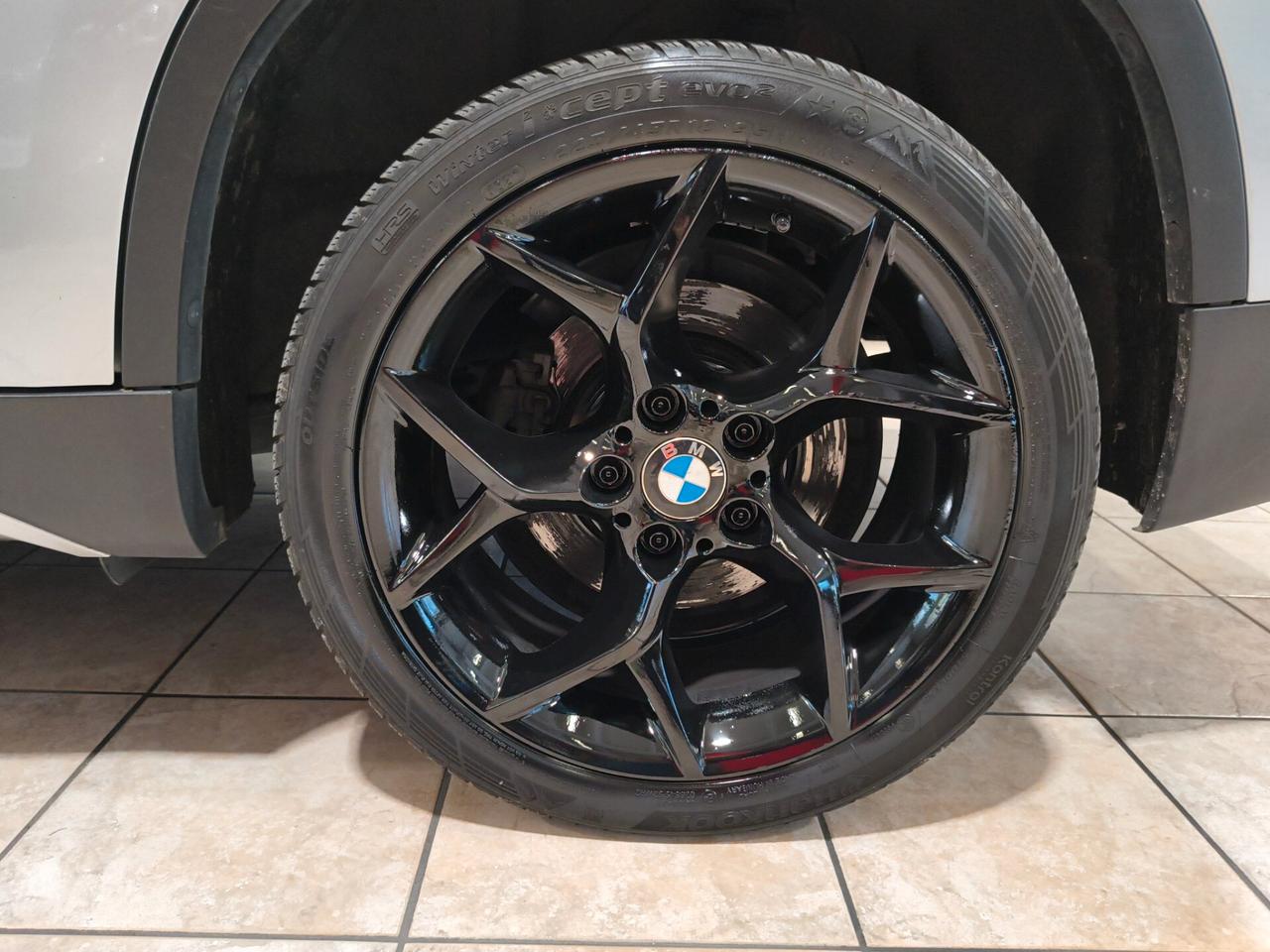 Bmw X1 sDrive18d X Line 2.0 143 CV neopatentati