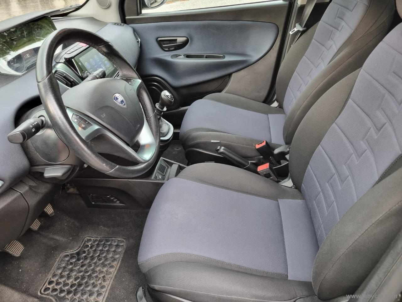 LANCIA Ypsilon 1.0 FireFly 5p.S&S Hyb. Gold Pl.