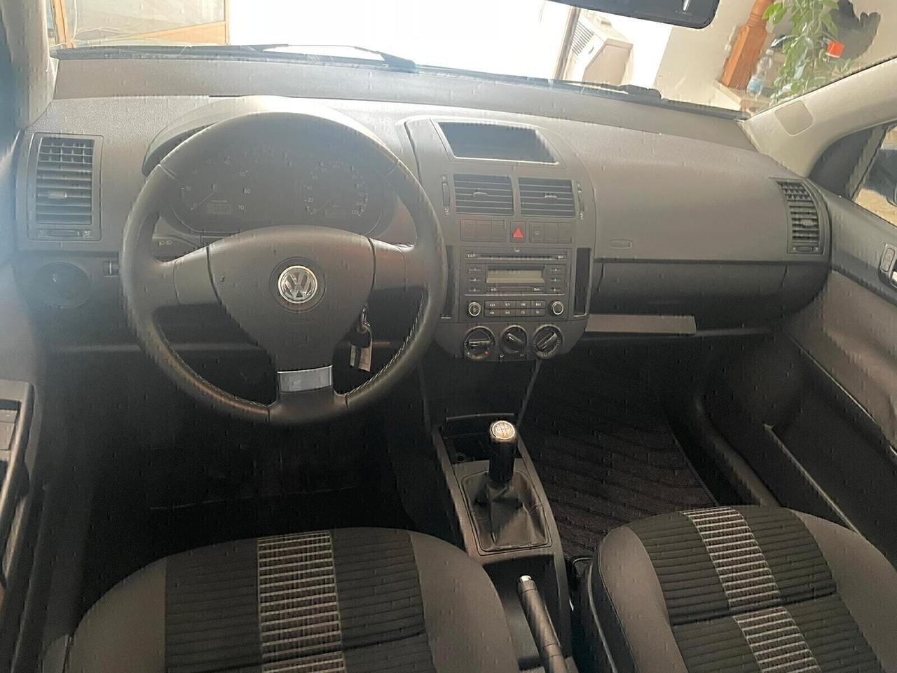 VOLKSWAGEN POLO 1.2 60 CV 5 PORTE UNITED