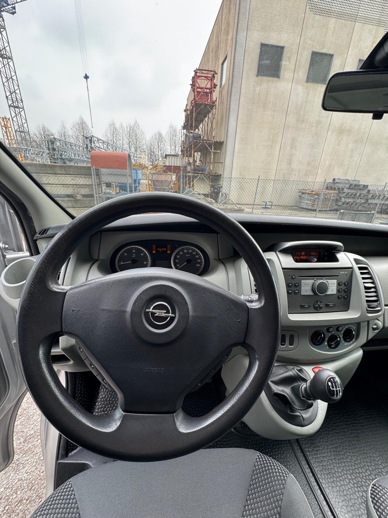 Opel Vivaro 27 2.0 CDTI PC-TN Combi 9 posti