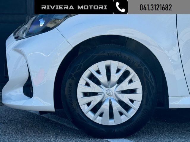 TOYOTA Yaris 1.0 5 porte Active