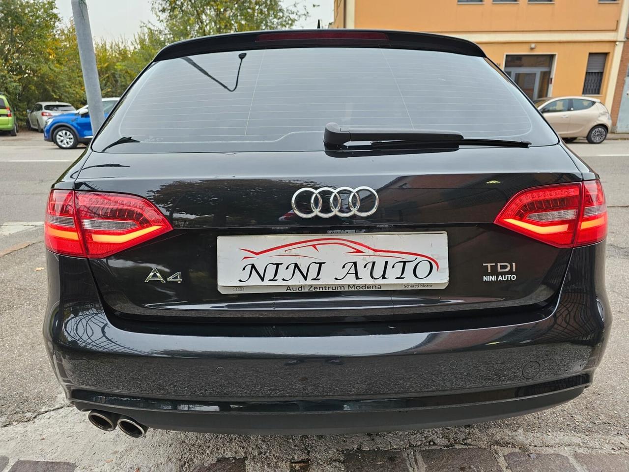 Audi A4 Avant 2.0 TDI 120cv Business Plus*Navi*Bi-Xeno*18*