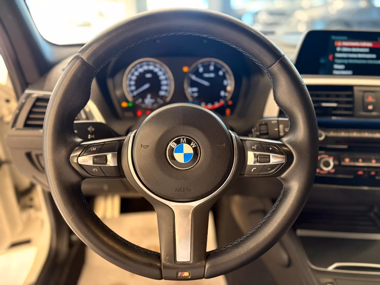 Bmw 116 116d 5p. Msport