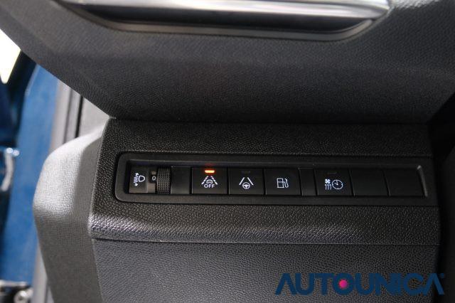 PEUGEOT 3008 HYBRID 180 E-EAT8 ALLURE PACK FULL LED