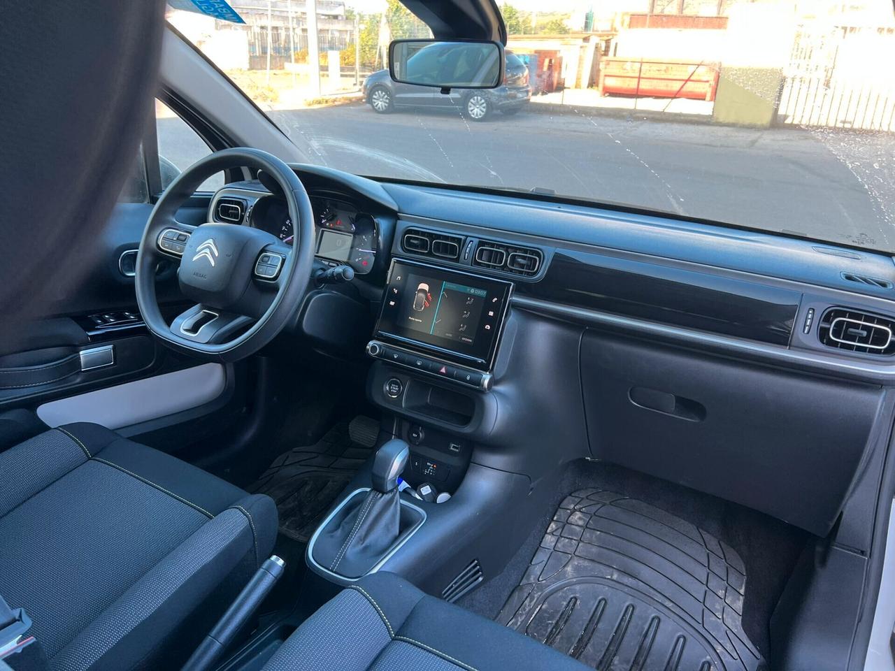 Citroen C3 BENZINA 9 MILA KM COME NUOVA 2023 SHine