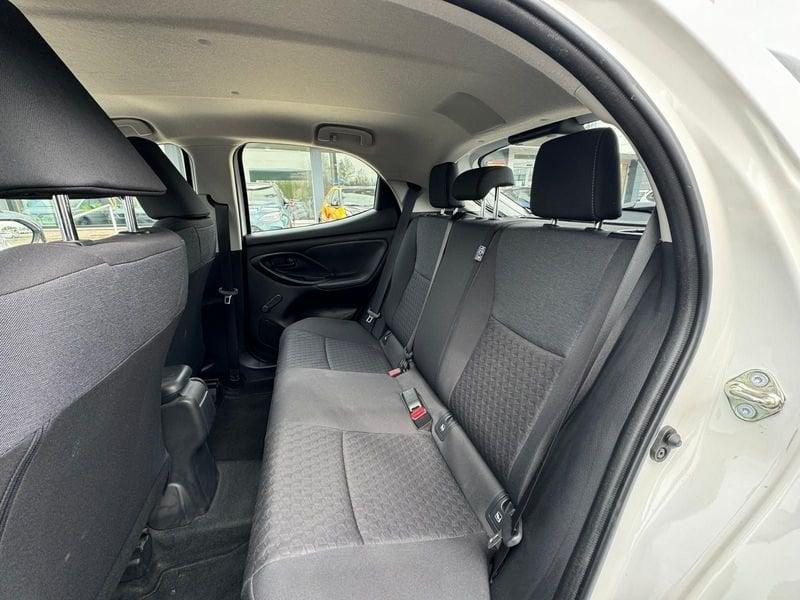 Toyota Yaris Hybrid Active MY22