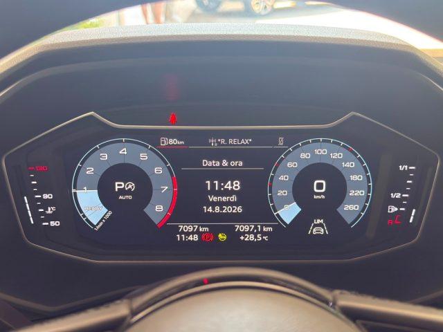AUDI A1 citycarver 30 TFSI Identity Contrast