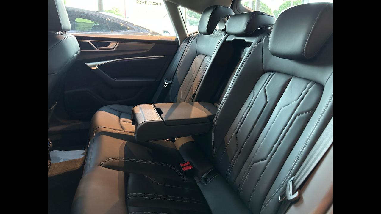 Audi Audi A7 Sportback Business Advanced 40 TDI 150(204) kW(CV) S tronic