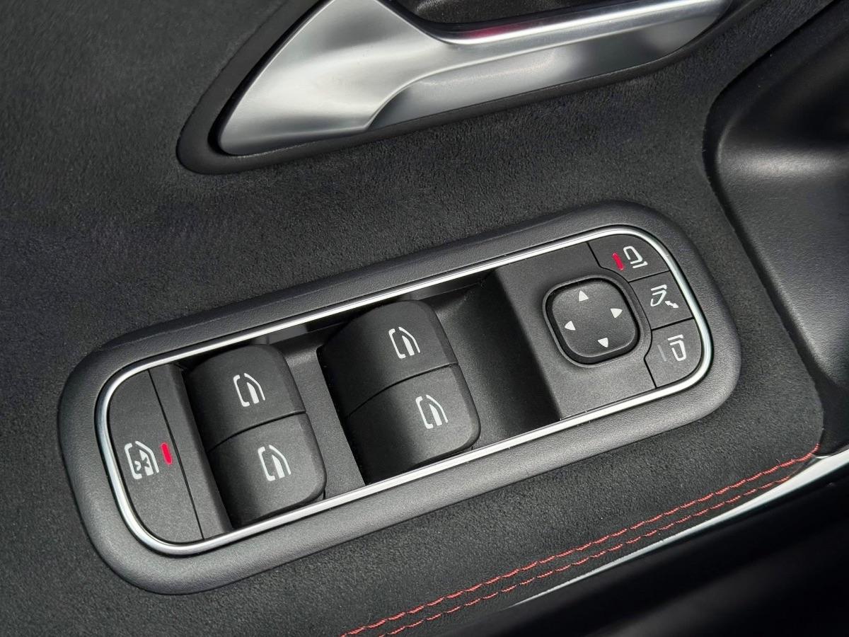 Mercedes CLA 250 Premium AMG Night Edition 224CV