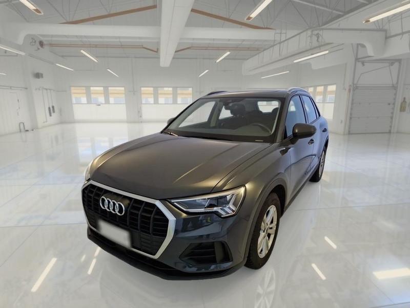 AUDI Q3 35 TDI S tronic Business