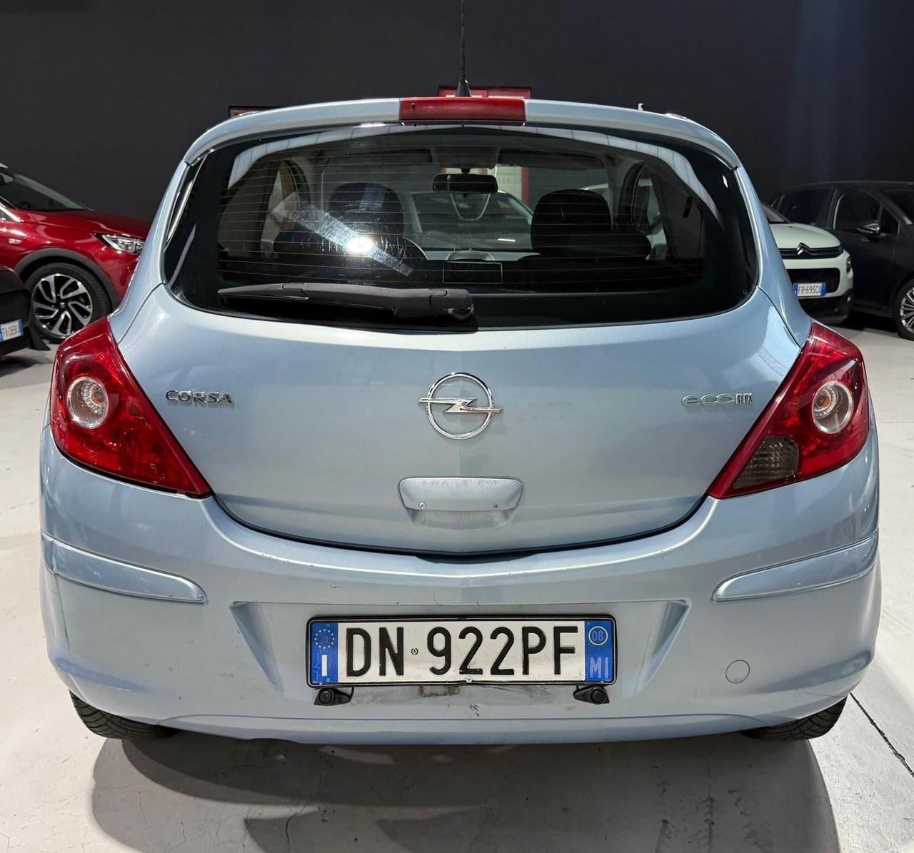 Opel Corsa Diesel 5 posti Neopatentati