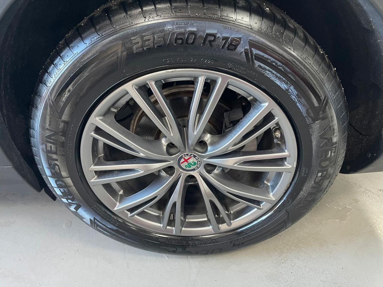 Alfa Romeo Stelvio 2.2 TD 180 CV AT8 RWD Executive