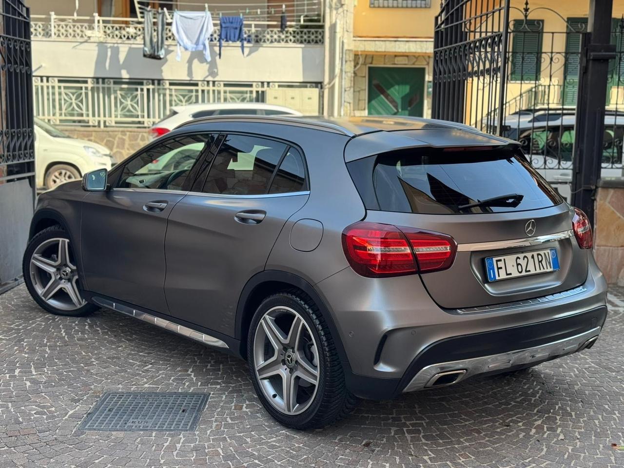 Mercedes-benz GLA 200 d Automatic Premium