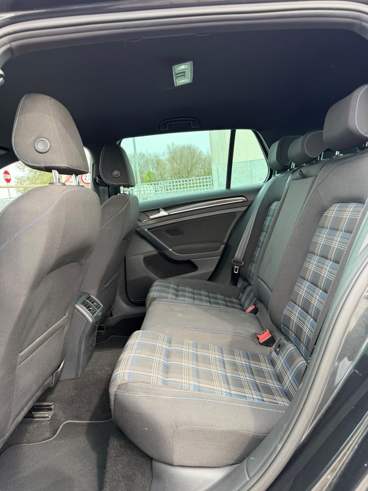 Volkswagen Golf GTE 1.4 TSI DSG 5p. Plug-In-Hybrid