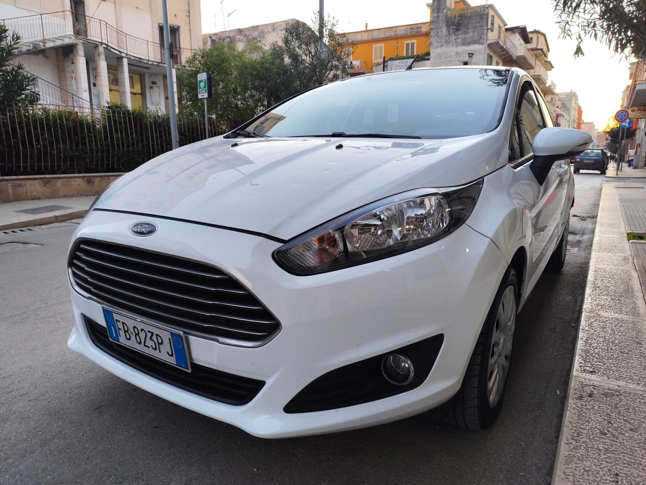 Ford Fiesta 1.5 TDCi 75CV DIESEL Business