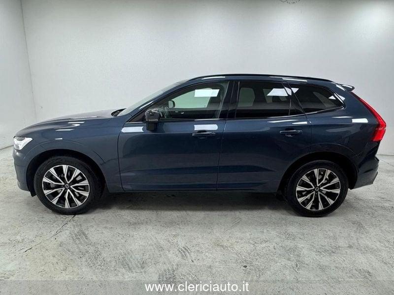 Volvo XC60 B4 (d) AWD automatico Plus Dark