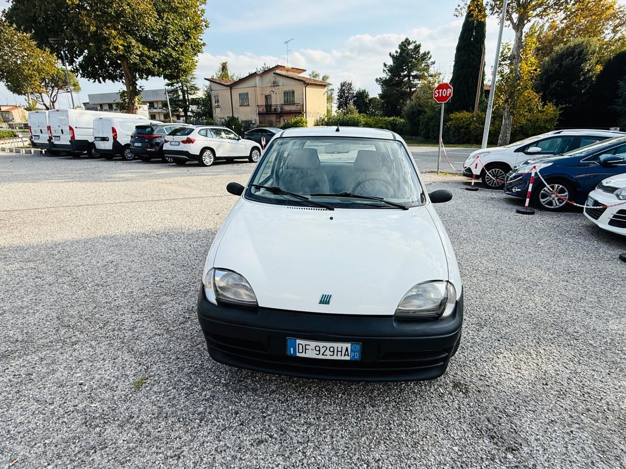 Fiat 600 1.1 Active