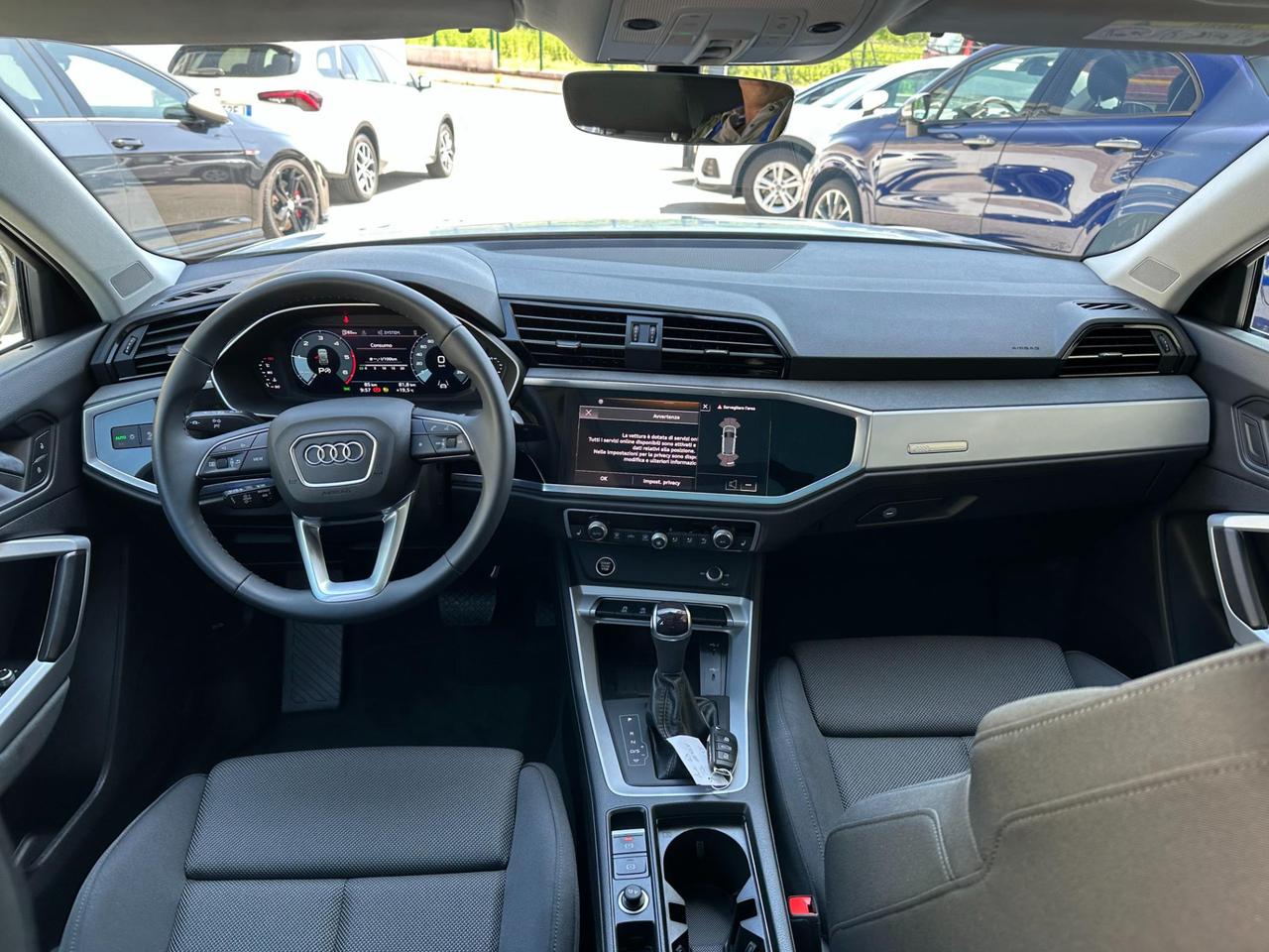 Audi Q3 35 2.0 tdi S line edition s-tronic