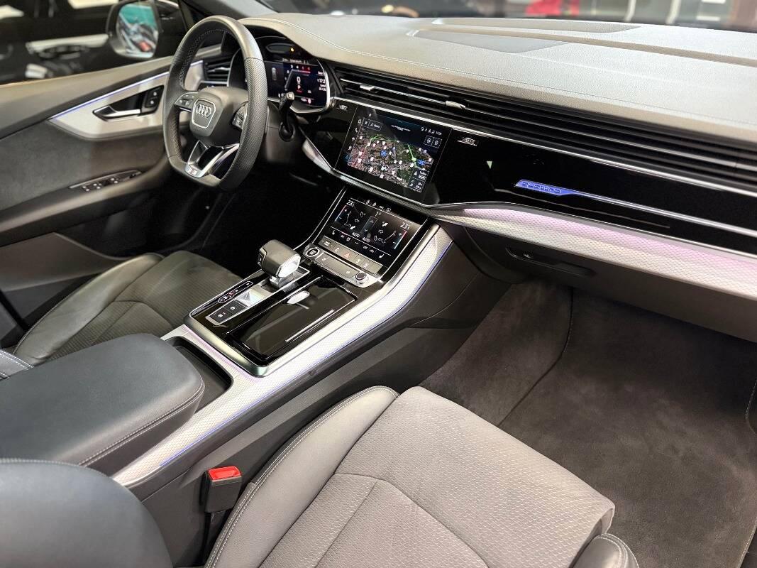 Audi Q8 3.0 tdi mhev S line edition quattro 286cv tiptronic