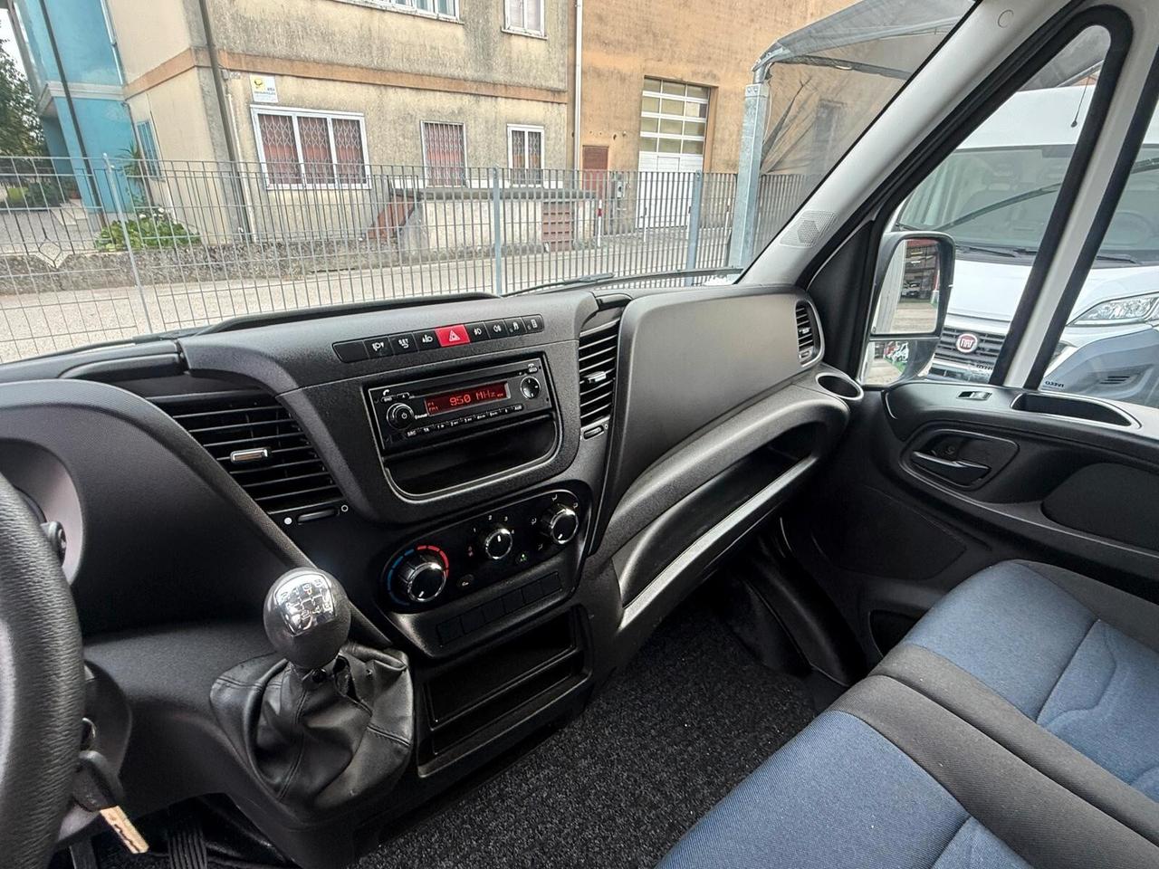 IVECO Daily 35S12 2.3 HPT CENTINA CENTINATO