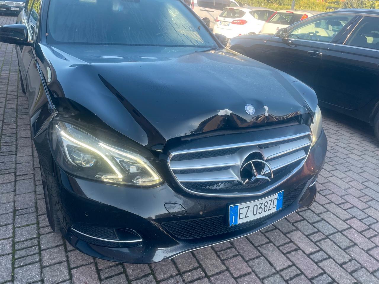 Mercedes-benz E 220 BlueTEC S.W. 4Matic Automatic Executive