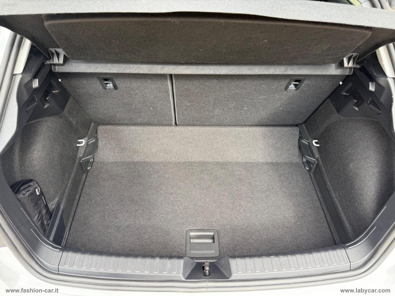 AUDI A1 SPB 30 TFSI Identity Black / S line edition