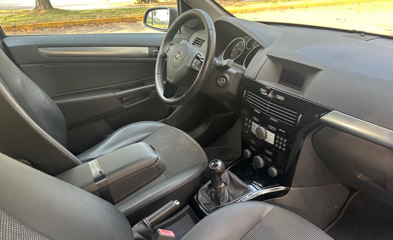 Opel Astra 1.7 CDTI 125CV 5 porte Cosmo