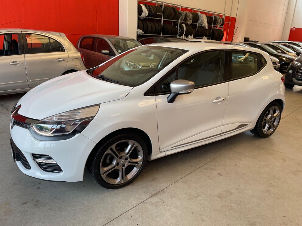 Renault Clio TCe 120CVI*Automatico*Cerchi*