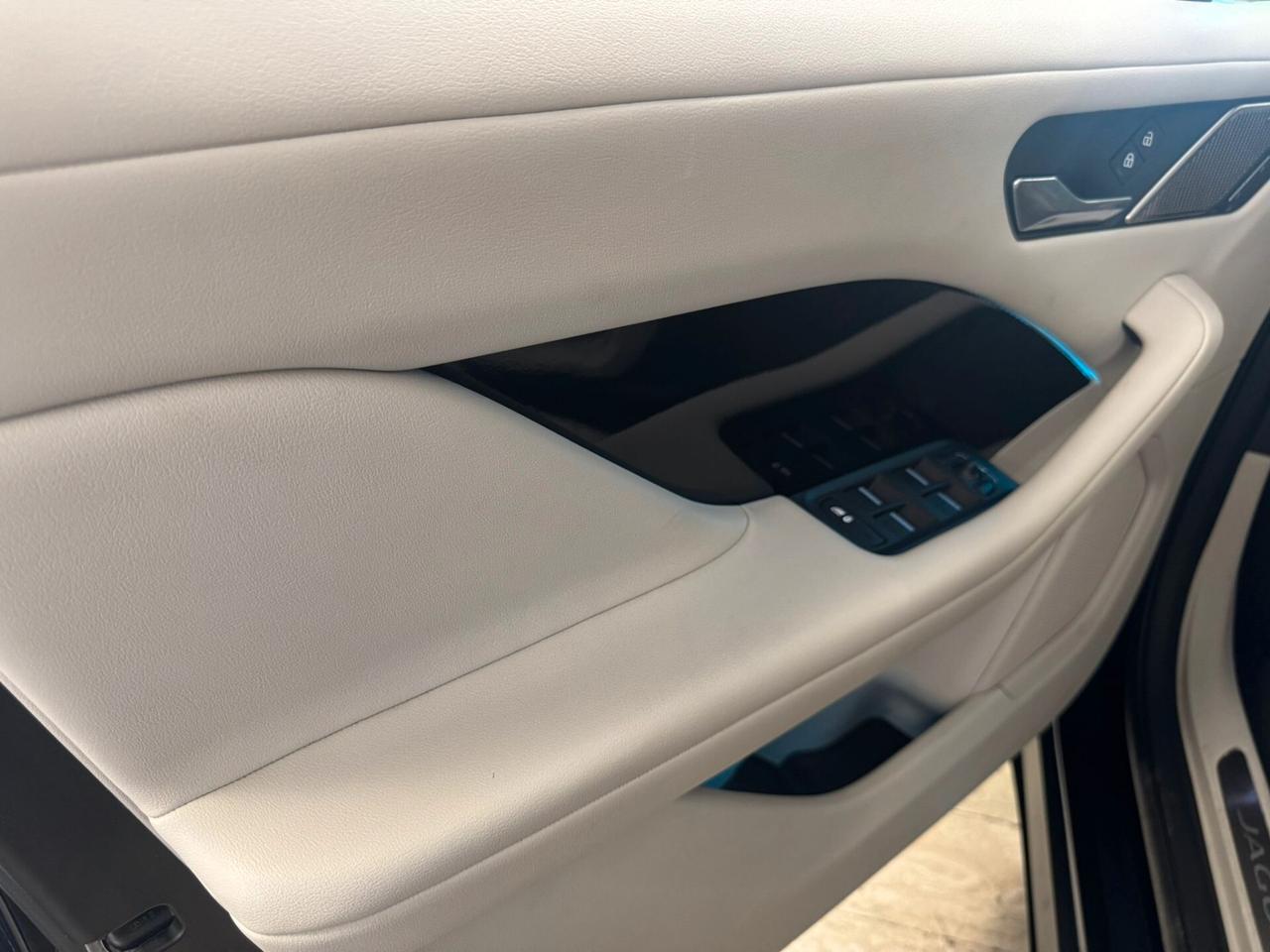 Jaguar I-Pace EV 90 kWh 400 CV Auto AWD HSE