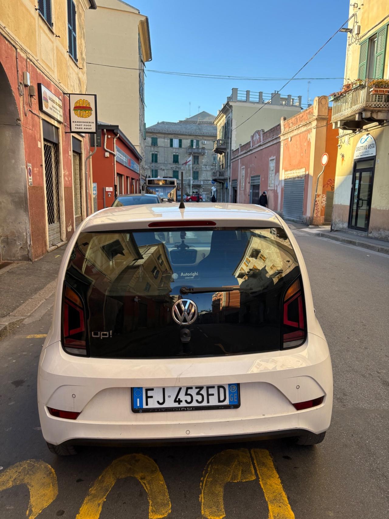 Volkswagen up! 1.0 75 CV 5p. high up!
