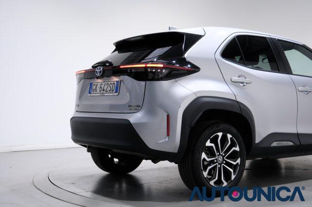 TOYOTA Yaris Cross 1.5 HYBRID 5PORTE E-CVT AWD-I 4x4 TREND FULL LED