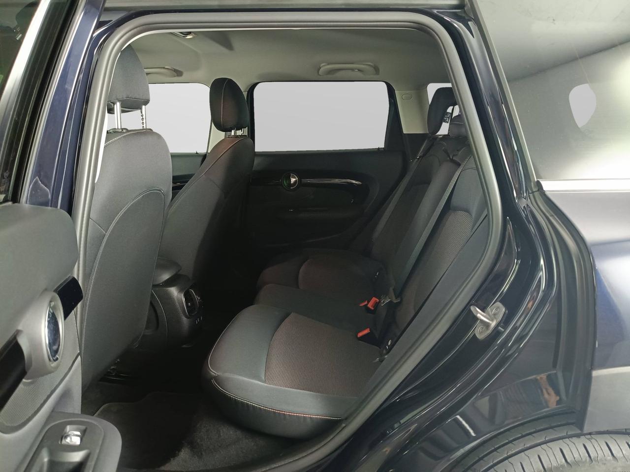 MINI Mini IV F54 2019 Clubman - Mini Clubman 2.0 Cooper D Essential auto
