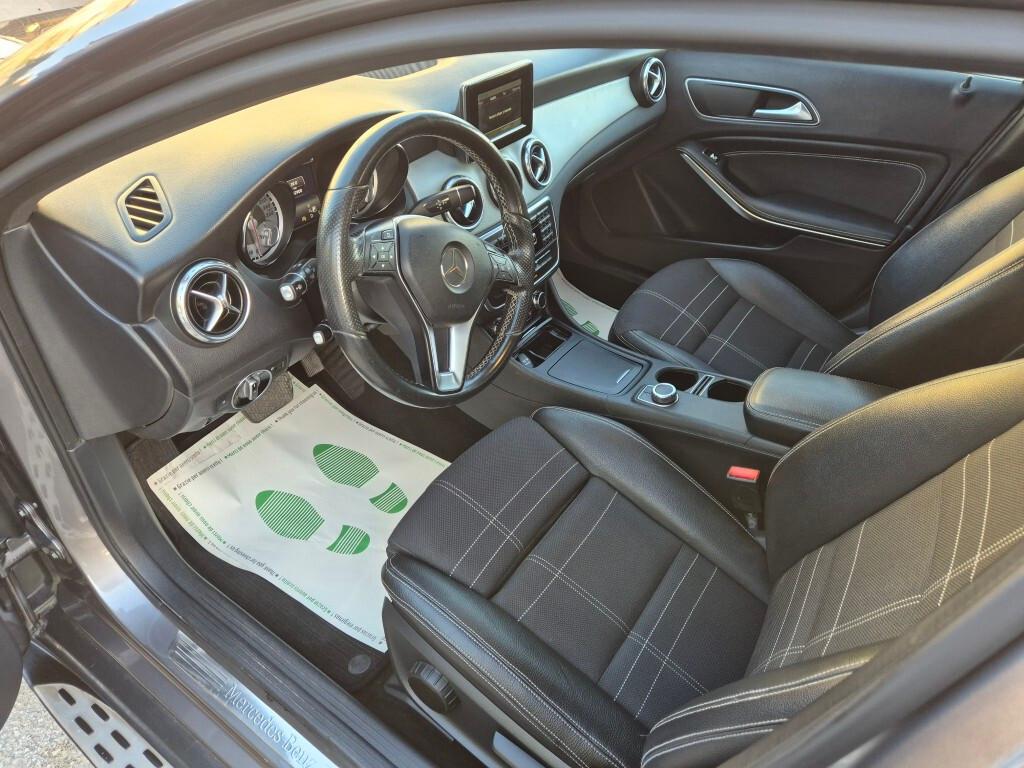Mercedes GLA 200 d Automatic Business