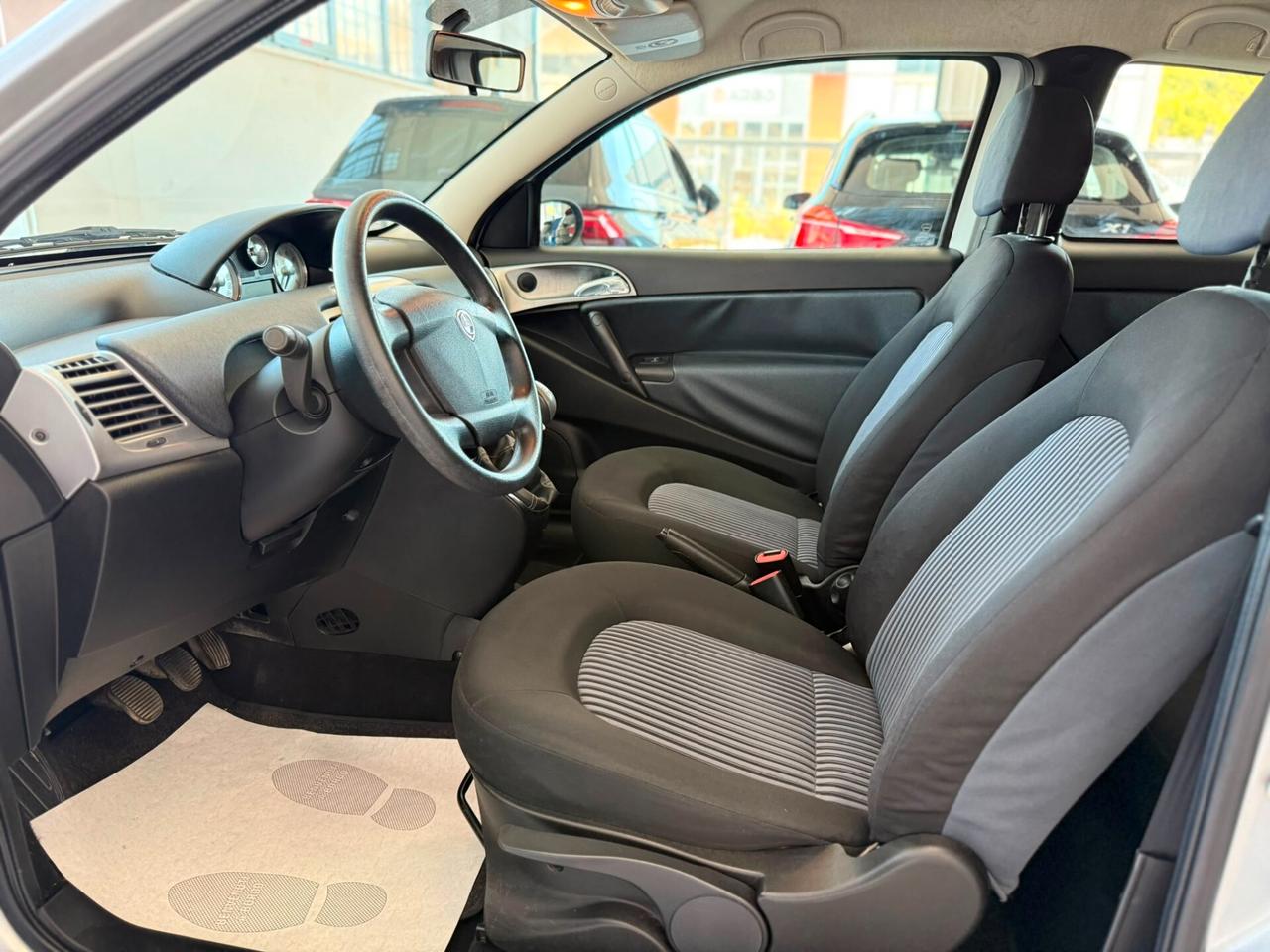 Lancia Ypsilon 1.2 Benzina adatta a neopatentati 2008