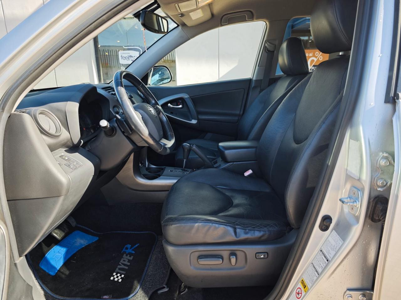 Toyota RAV 4 RAV4 Crossover 2.2 D-Cat A/T 150 CV Luxury