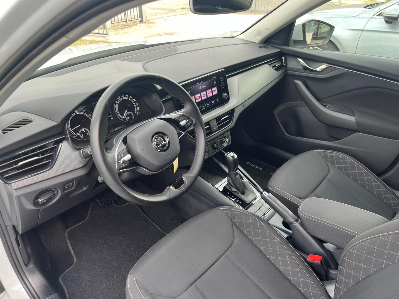 Skoda Kamiq 1.0 TSI 115 CV DSG AUTO/TELECAM **KM 70475**