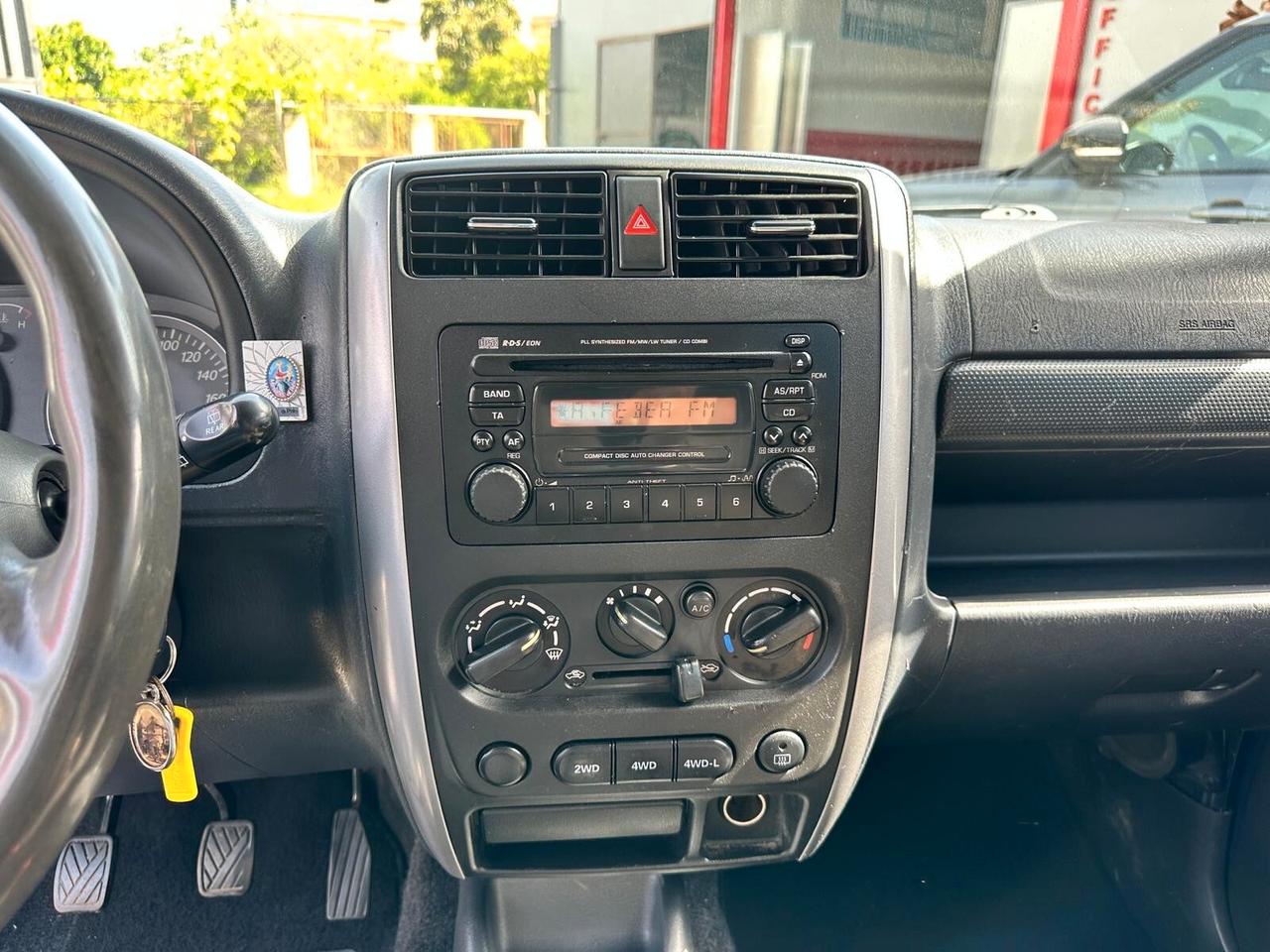 Suzuki Jimny 1.5 DDiS cat 4WD JLX