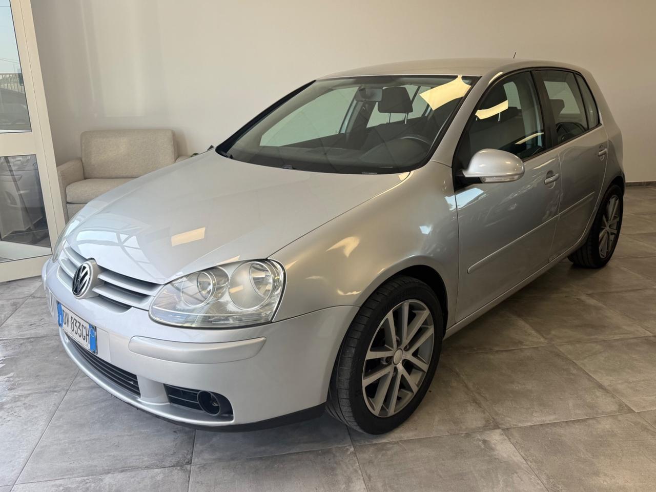 Volkswagen Golf 1.9 TDI DPF 5p. Sportline