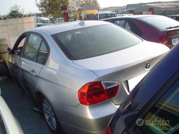 BMW Serie 3 (E90) 320i Eletta