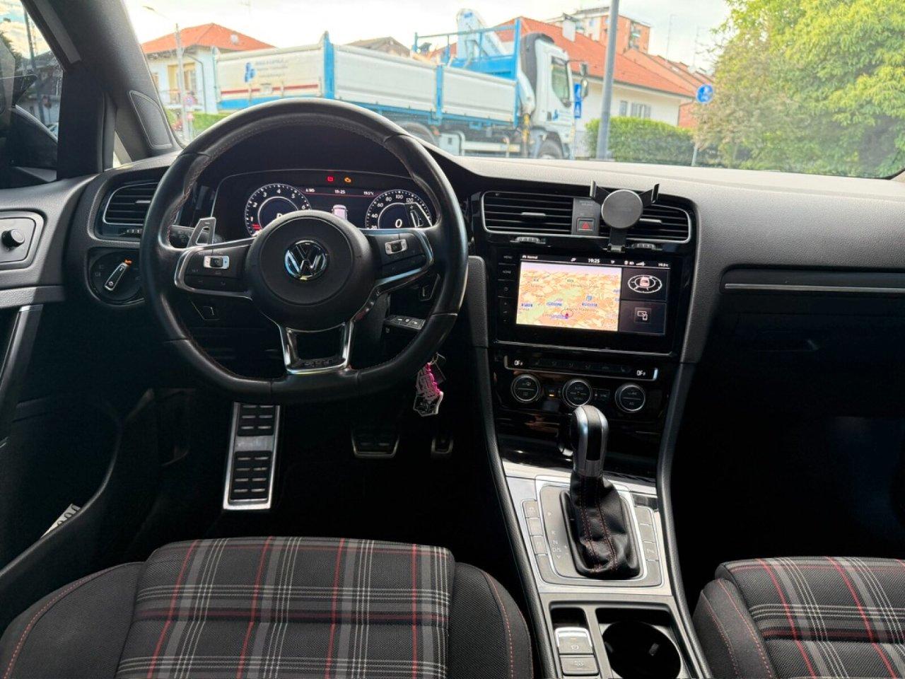 Volkswagen Golf GTI Golf GTI Performance 230cv dsg 5p