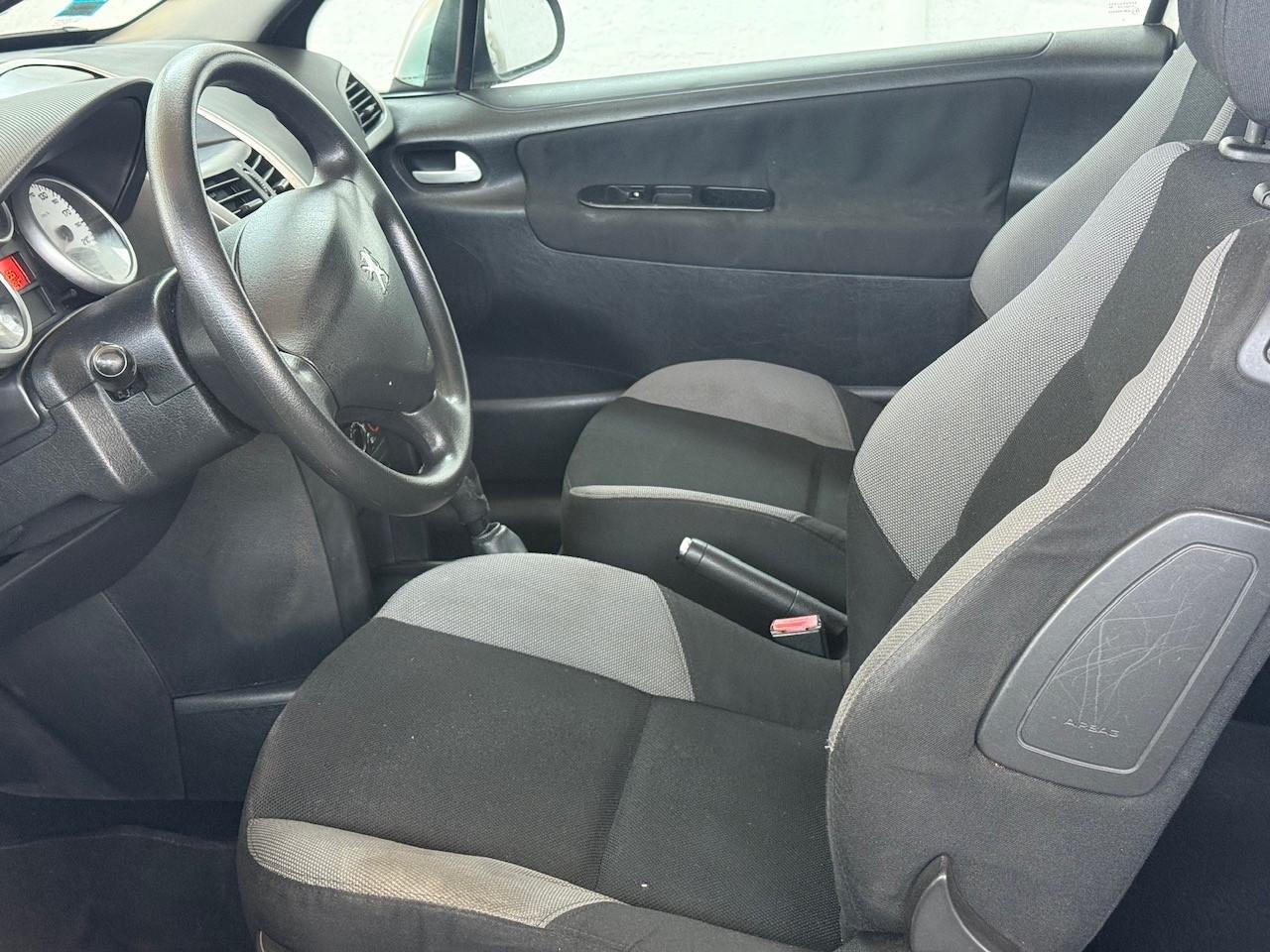 Peugeot 207 1.4 88CV 3p. XS
