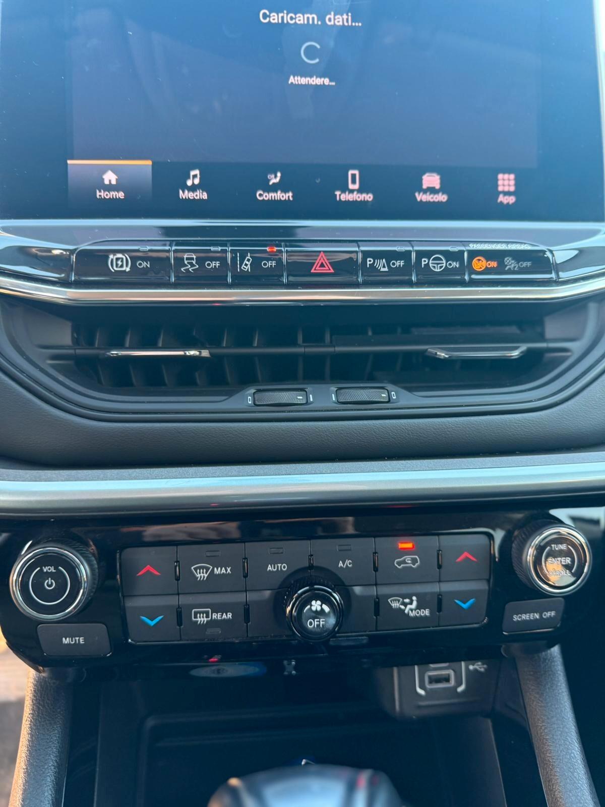 Jeep Compass 4xe Limited hybrid plug in 2022 iva esposta