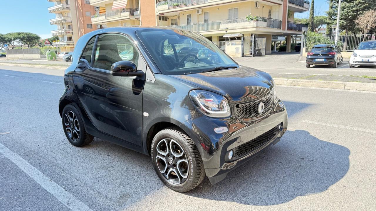 Smart ForTwo 90 0.9 Turbo twinamic Prime LED NAVI PELLE KAMERA PDC BLUETOOTH CERCHI 15 BRACCIOLO